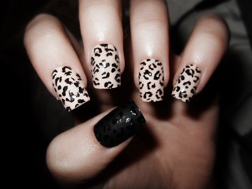 Leopard Print Nail art Design