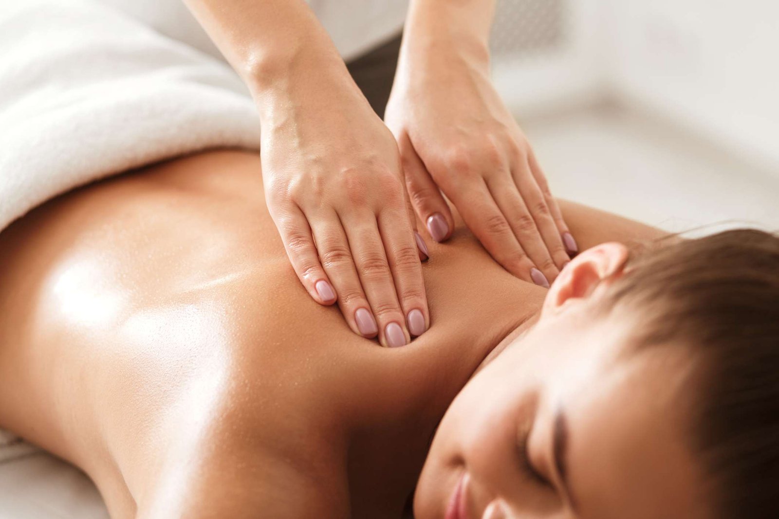 5 Most Trending Benefits Of The Back Pregnancy Massage