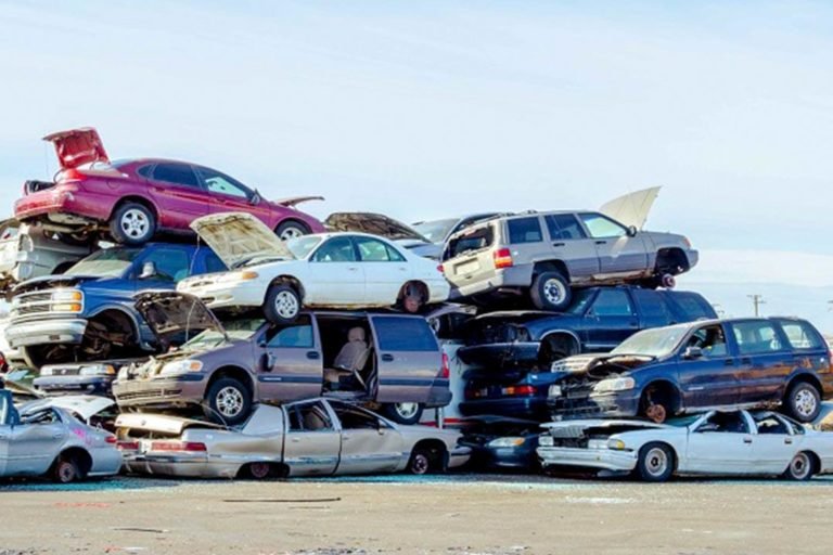 5 Tips for Selecting a Junk & Scrap Car Removal Company