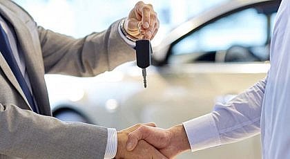 Expert Tips and Tricks for Selling Your Car in Dubai’s Competitive Market