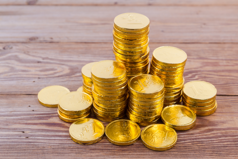 A Guide to Selling Gold Coins for Cash in Malaviya Nagar and Janak Puri